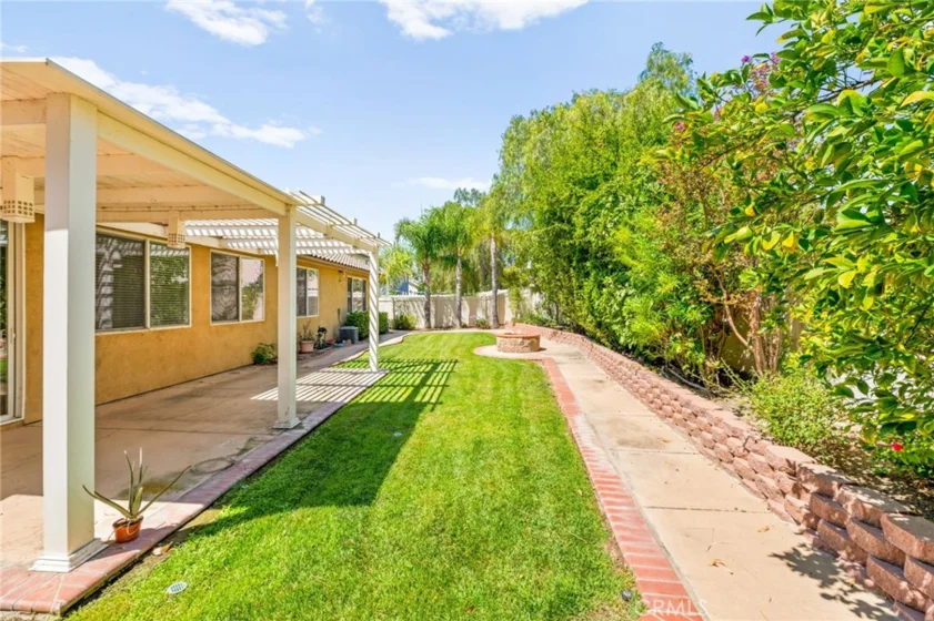 39894 Camden Court photo 64