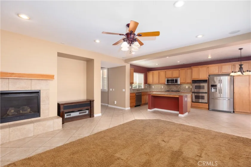 46223 Drymen Avenue photo 15