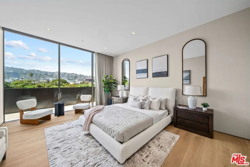 8899 Beverly Boulevard #4A photo 20