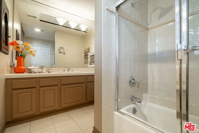 11535 Rochester Avenue #308 photo 8