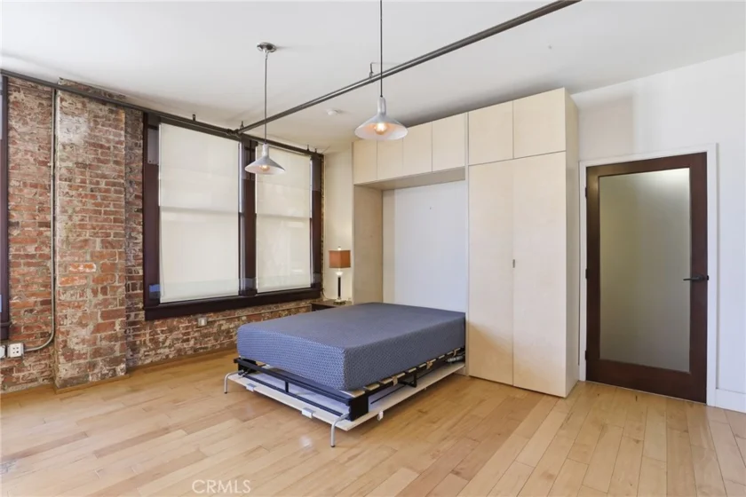 460 S Spring #1008 photo 3
