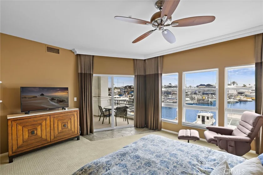 2600 Newport Boulevard #215 photo 1