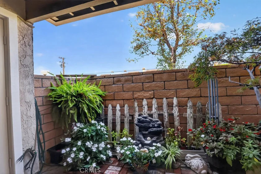 8512 Belmont #31 photo 12