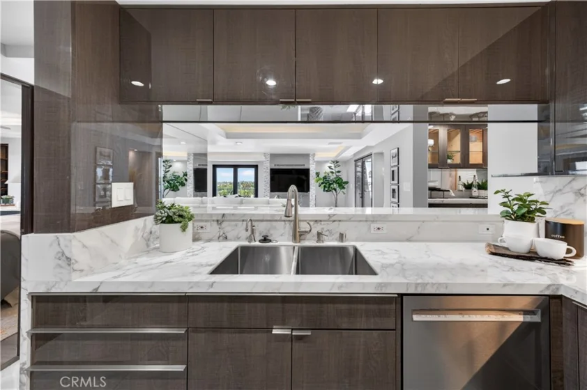 2601 E Ocean #807 photo 36