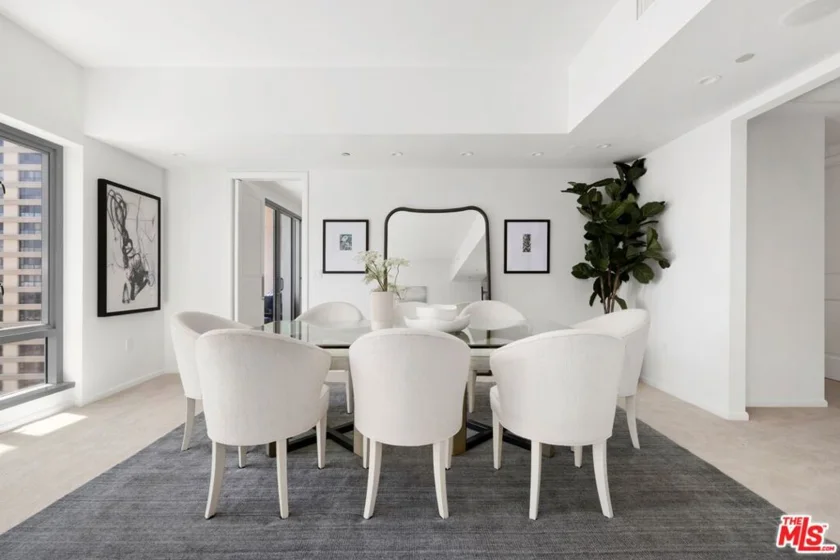 10727 Wilshire Boulevard #1001 photo 5