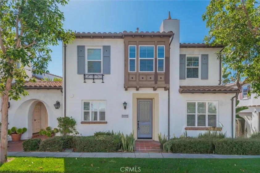 255 N Santa Maria Street photo 1