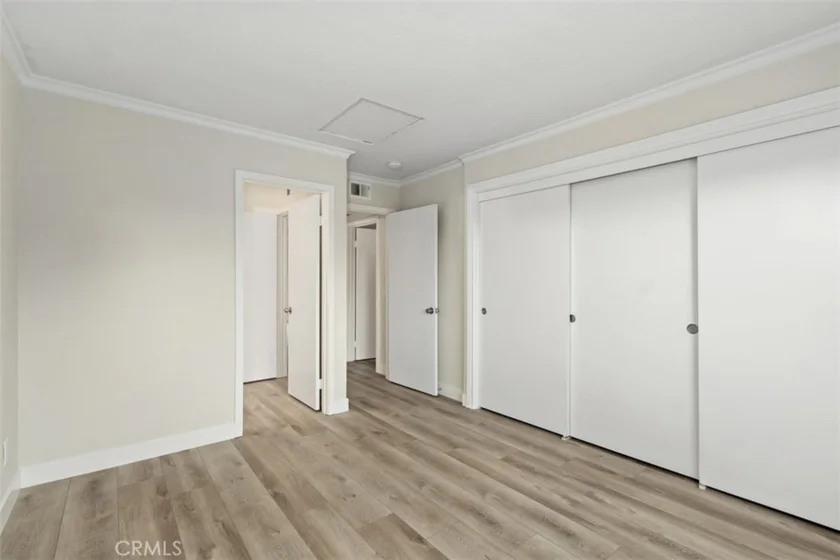 2576 Avenida Del Vista #204 photo 14
