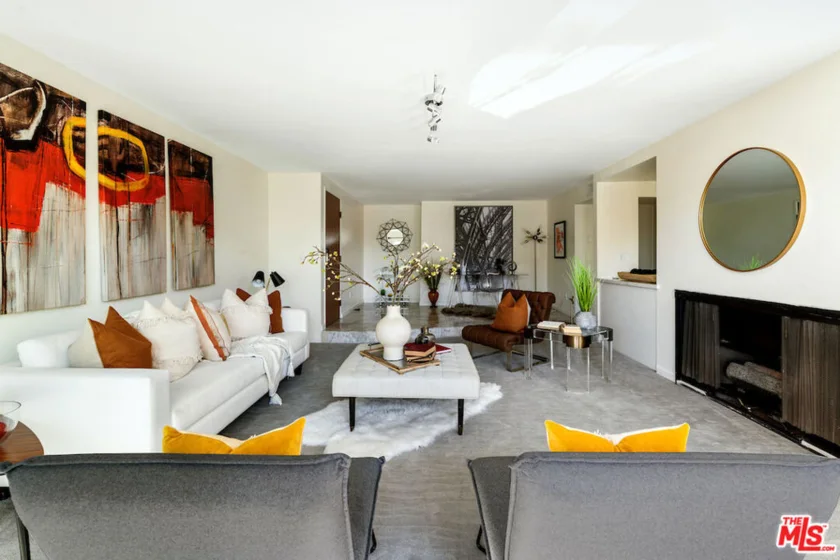 1230 Horn Avenue #200 photo 1