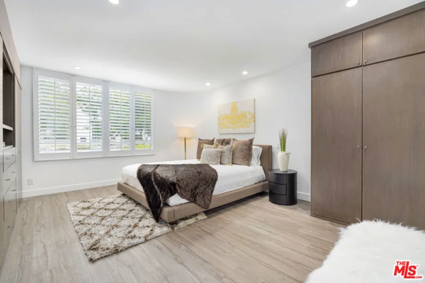 419 N Oakhurst Drive #101 photo 13