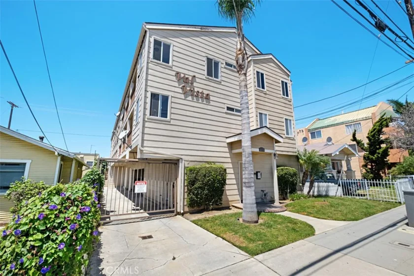 1467 Obispo Avenue #7 photo 1