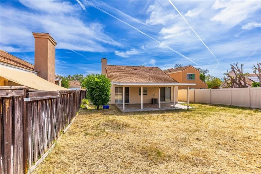 43115 Corte Landeros photo 18