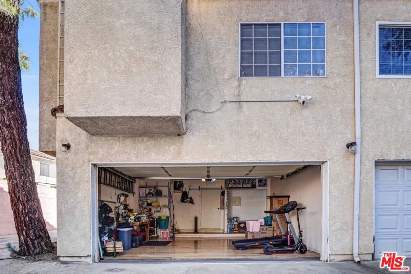 14363 Nordhoff Street #B photo 20
