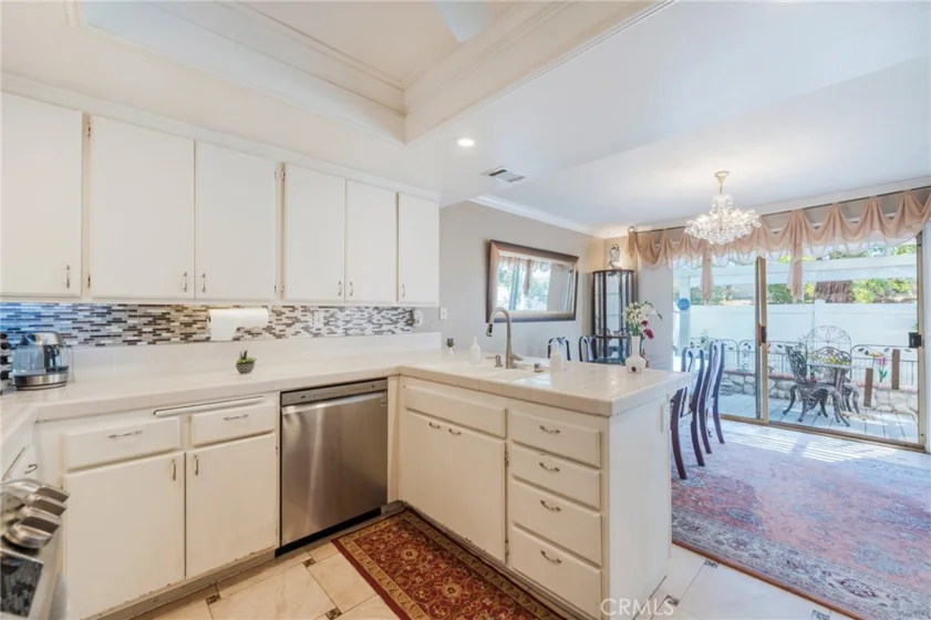 38 Carnation photo 12