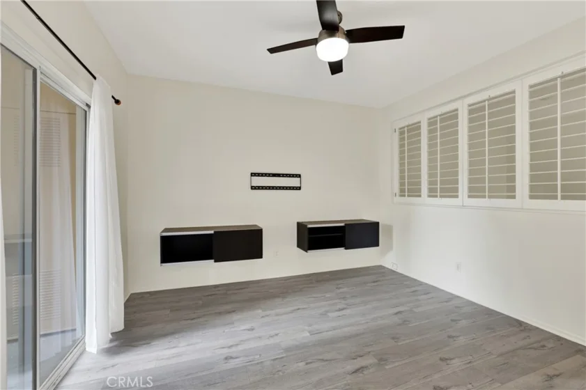154 Gallery photo 11