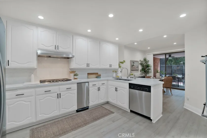 4792 Park Encino Lane #102 photo 5