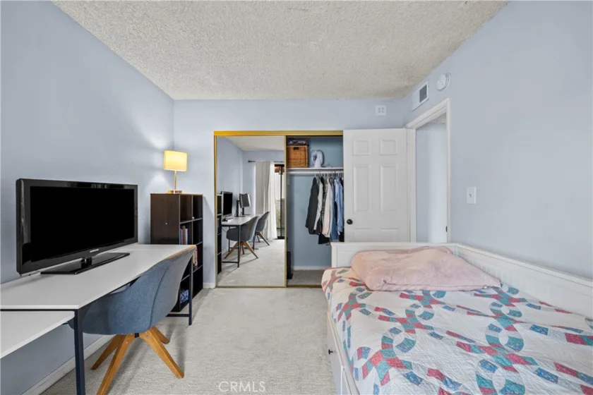 14435 Plummer #23 photo 5