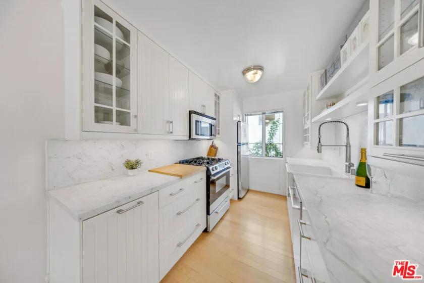 2141 S Bentley Avenue #107 photo 3