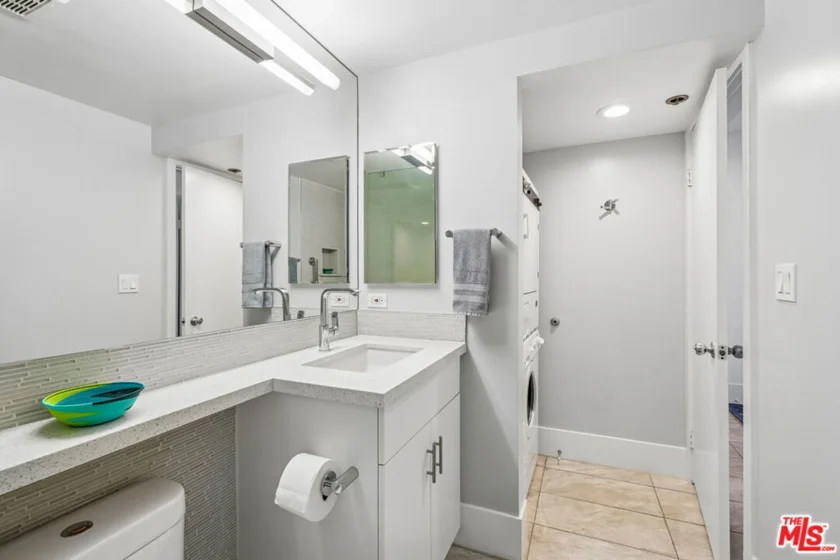 2930 Neilson Way #505 photo 27