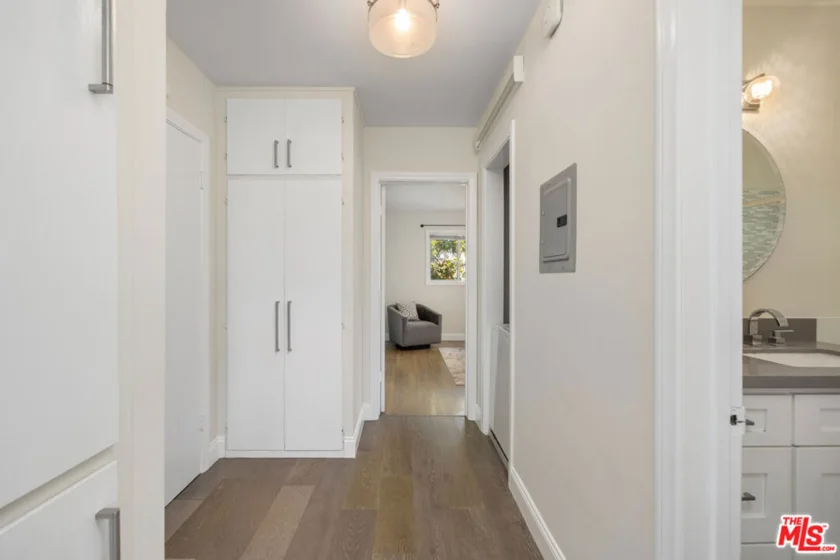 827 Bay Street #5 photo 13