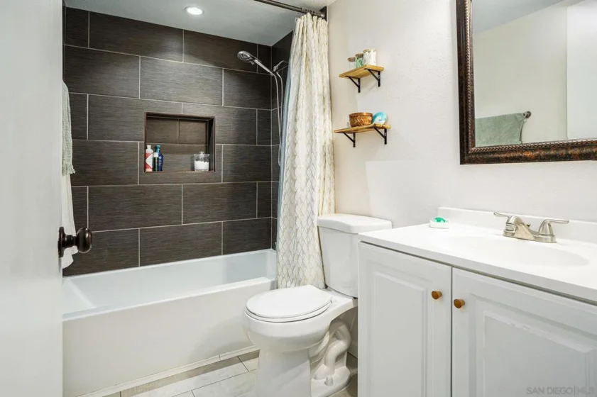 440 Citracado Parkway #14 photo 12