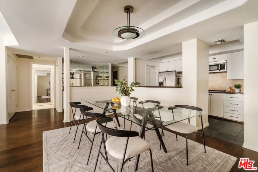 11855 Goshen Avenue #104 photo 47