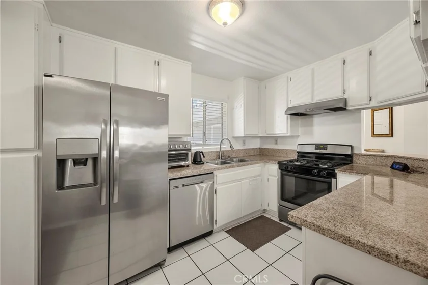1200 Gaviota #204 photo 7
