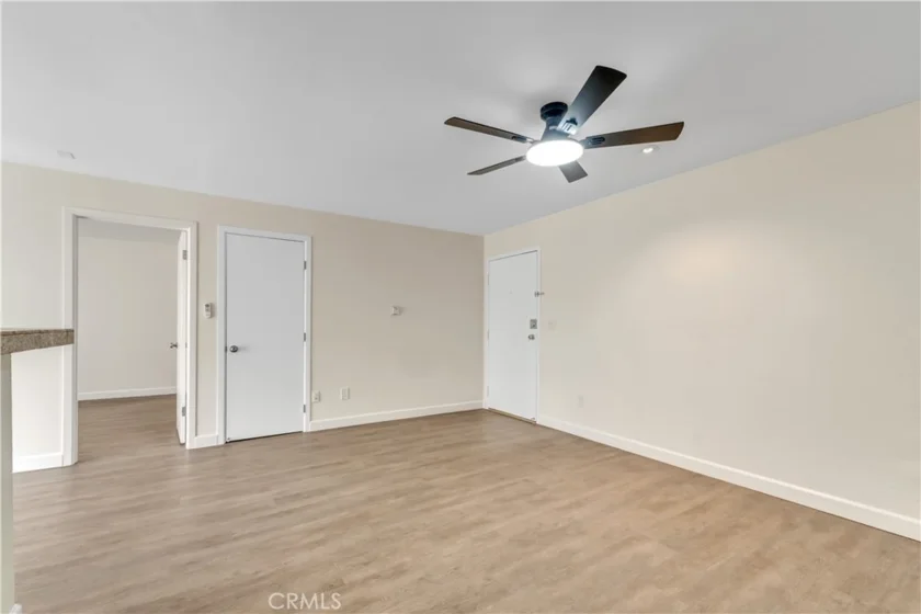18530 Hatteras #226 photo 7