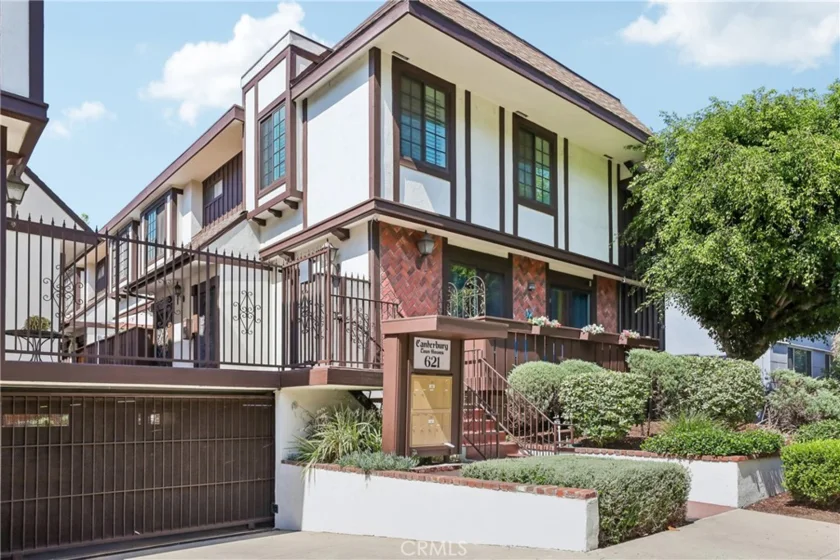 621 N Orlando Avenue #9 photo 32