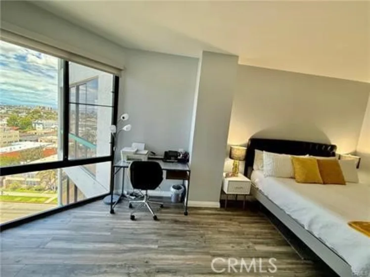 1310 E Ocean #906 photo 52