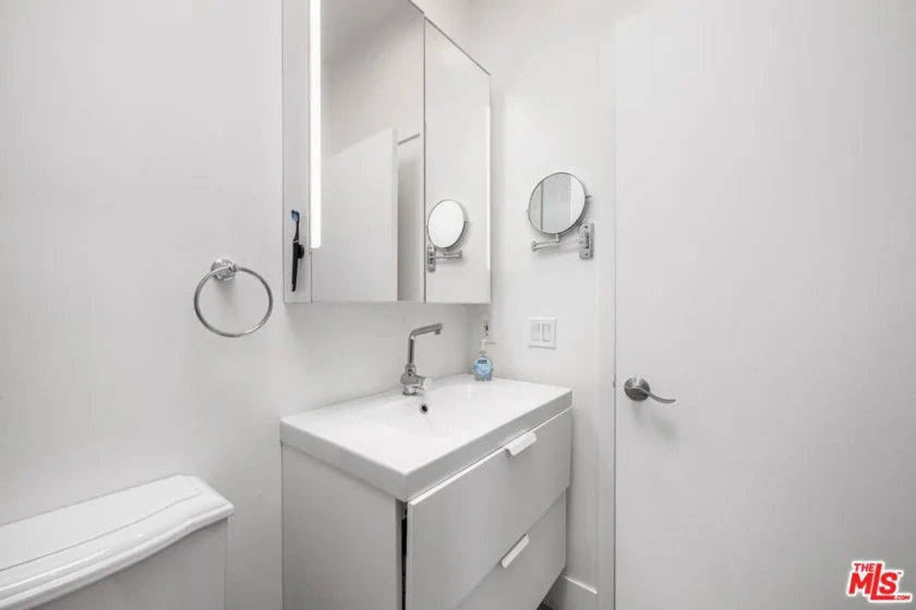 12001 Goshen Avenue #303 photo 11
