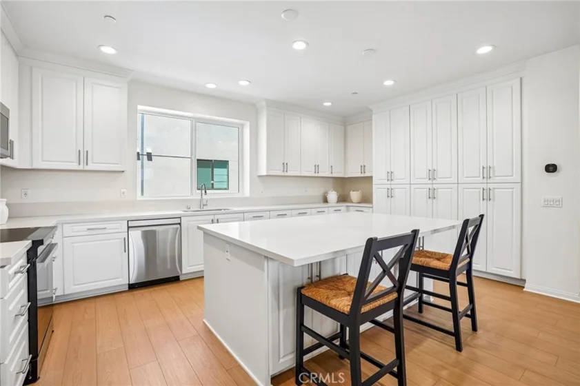 5876 Linden Ave Avenue #9 photo 15