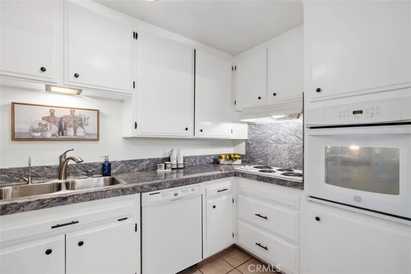 3266 1st Avenue #13 photo 7