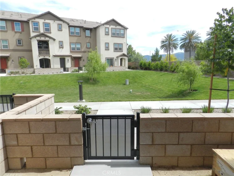 28010 Melrose Drive photo 2