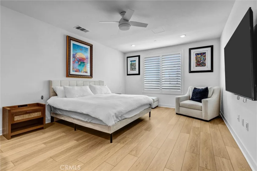 2307 Rivington photo 19