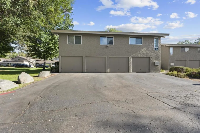 1512 Gustavo Street Unit B #B photo 21