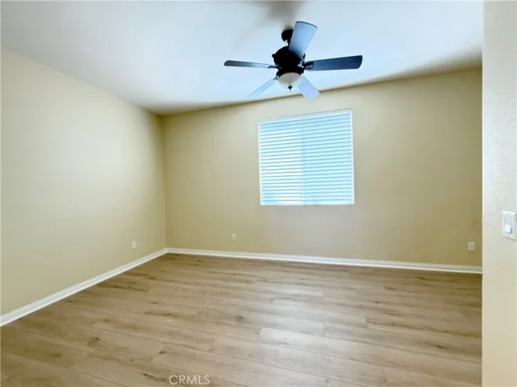 32493 Palacio photo 16