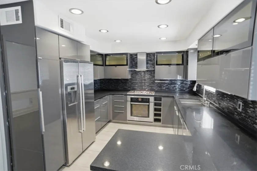 9000 Vanalden Avenue #144 photo 9