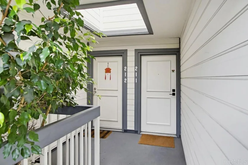 3950 Cleveland Avenue #211 photo 33