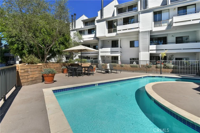 13331 Moorpark #223 photo 47
