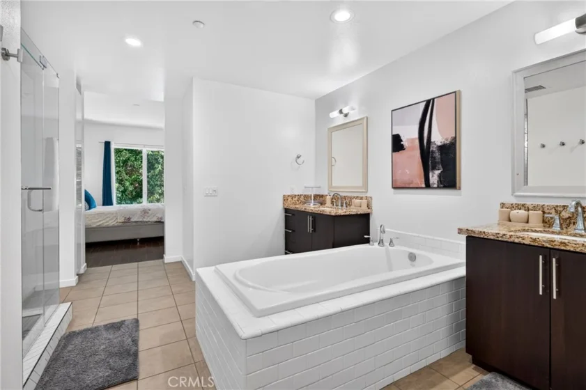 21 Gramercy #218 photo 34