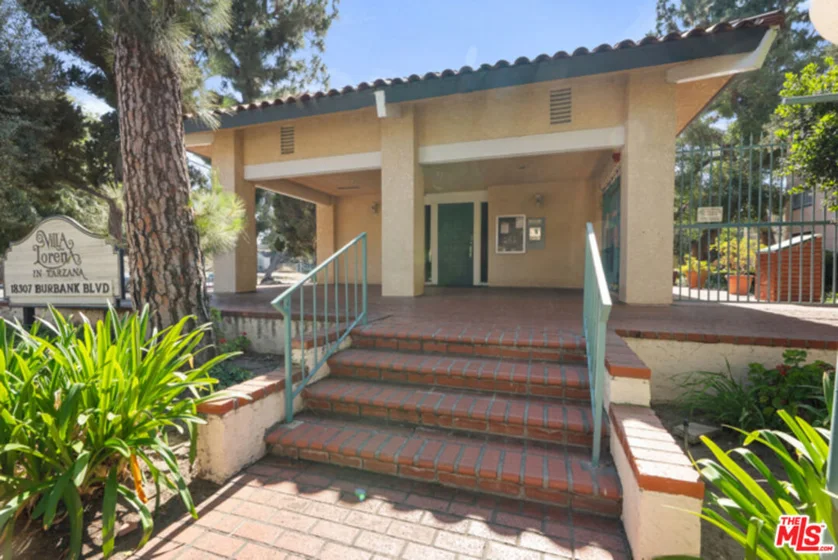 18307 Burbank Boulevard #118 photo 10