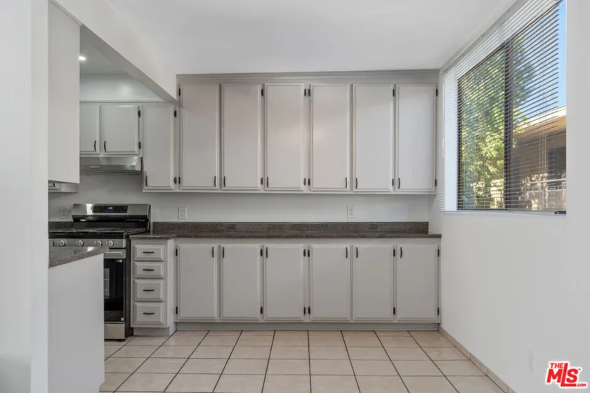 9210 Van Nuys Boulevard #11 photo 4