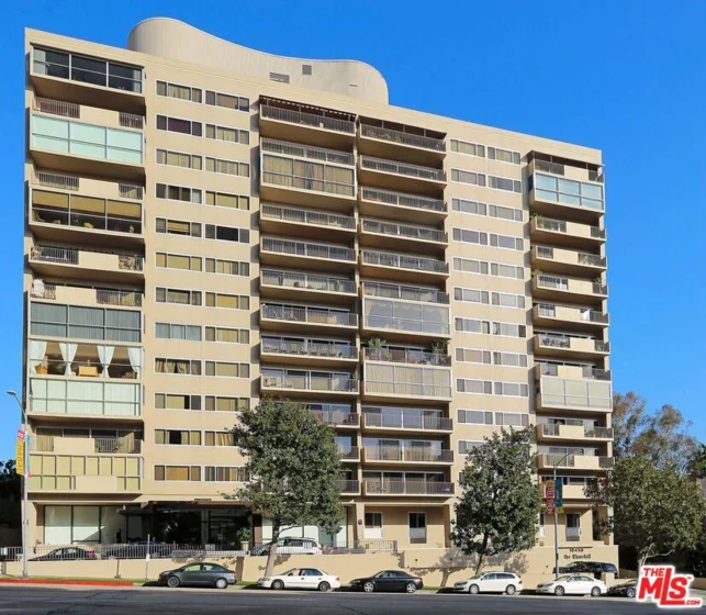10450 Wilshire Boulevard #5G photo 1