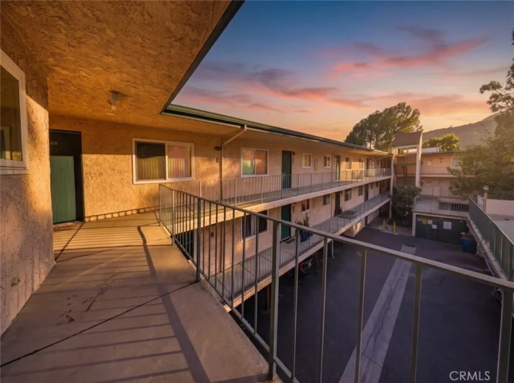 2940 N Verdugo Road #322 photo 17