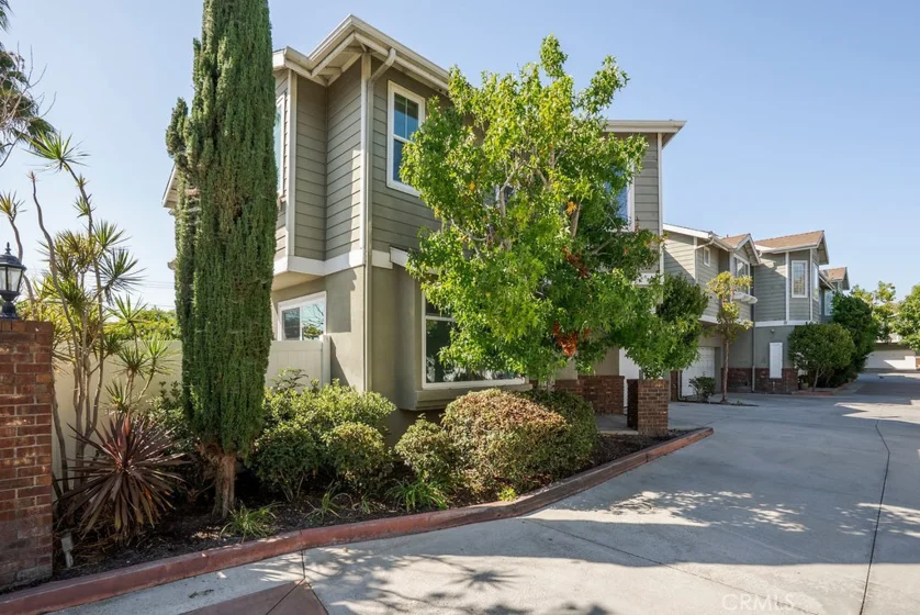 120 23rd Street #A photo 35