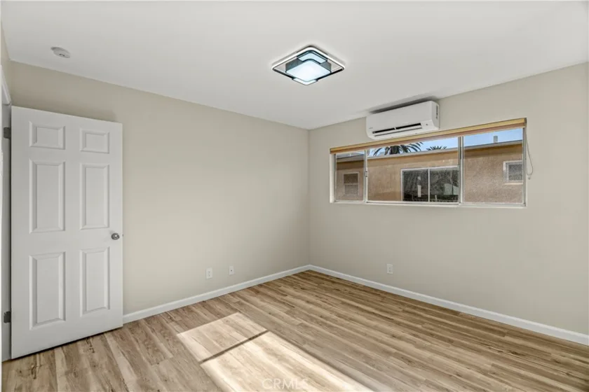 401 W 5th Street #3B photo 30