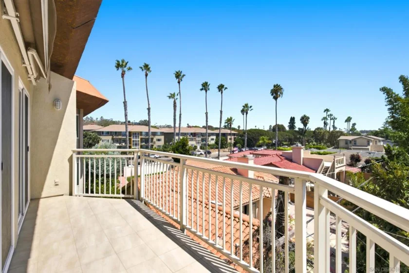 5366 La Jolla #305C photo 13