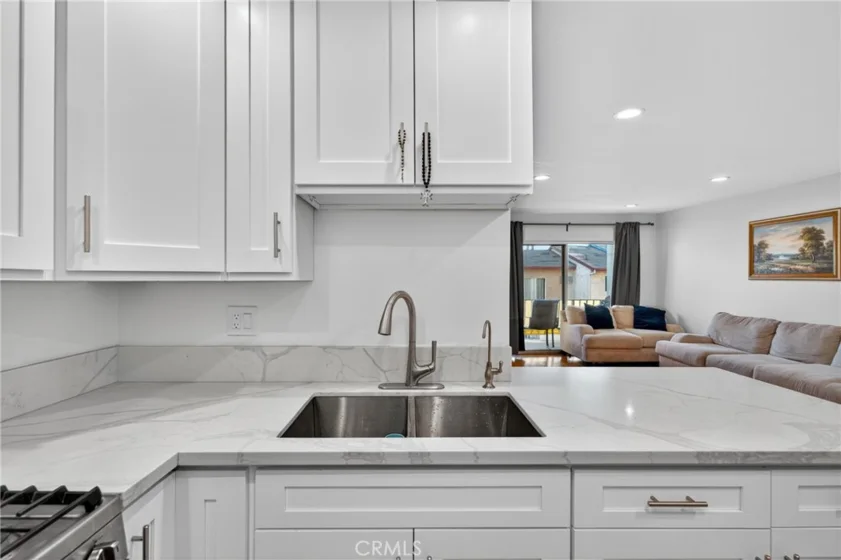 7826 Laurel Canyon Boulevard #17 photo 9