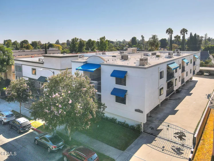 285 S Sierra Madre Boulevard #E photo 8