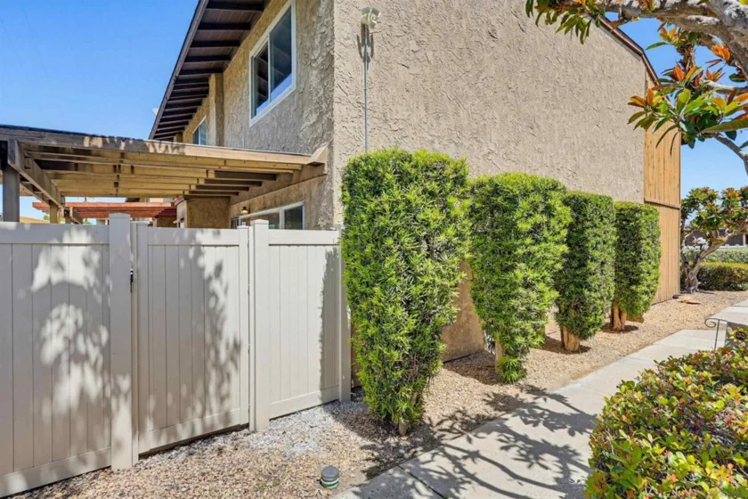 980 E Main #A photo 29
